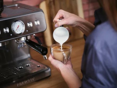 Ekspres Kolbowy z Młynkiem ETA Baricelo ETA718190000